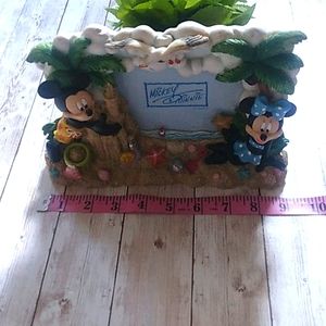Disney Mickey & Minnie picture frame 3 1/2 X 5 (J4)
